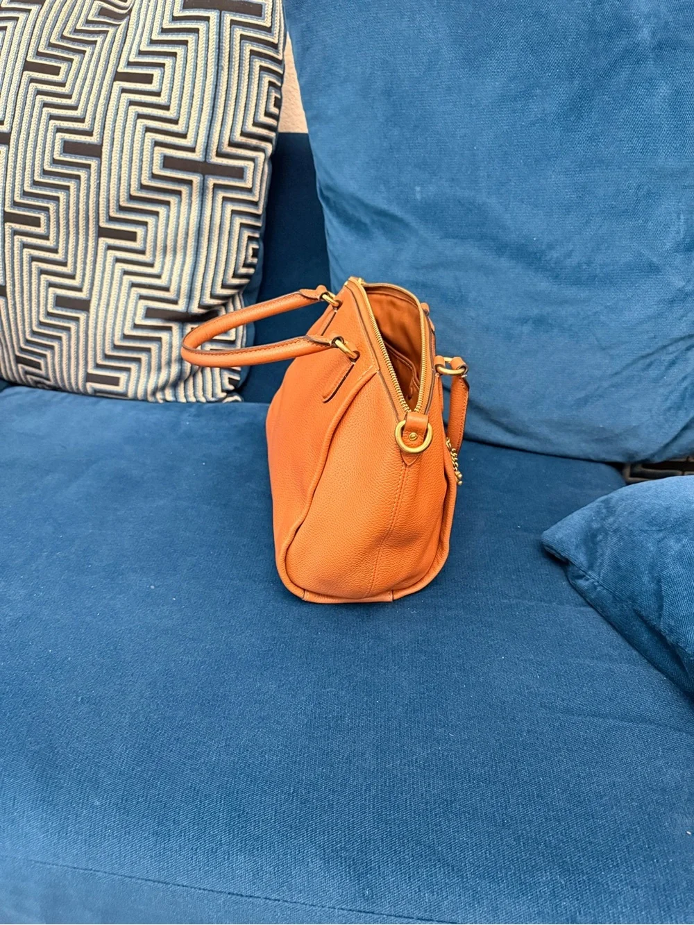 Leather Tote Handbag in Tan